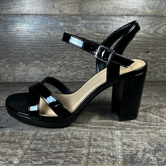 WOMEN'S HEEL ( MARTEL-S) - Picture 1 of 10
